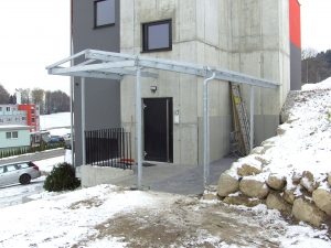 Überdachung
