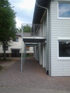 Überdachung