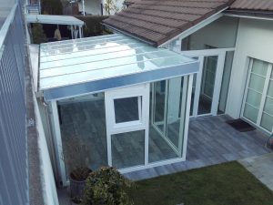 Überdachung
