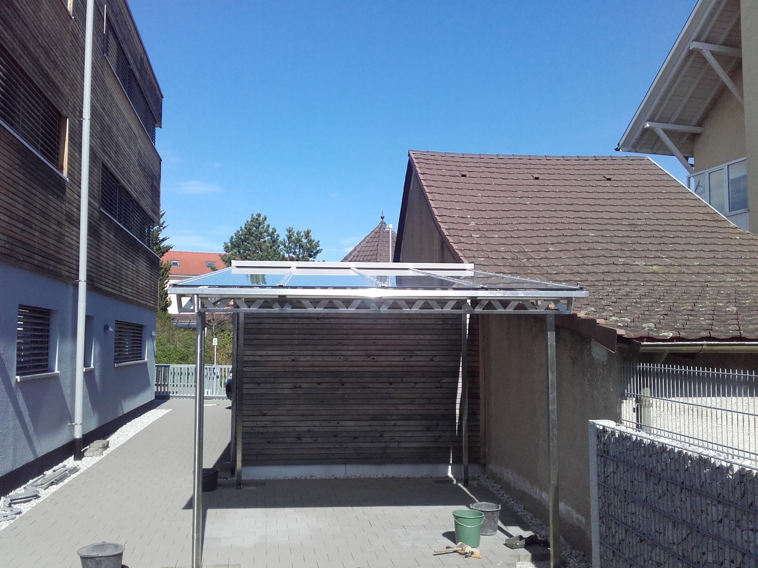 Überdachung