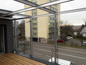 Überdachung